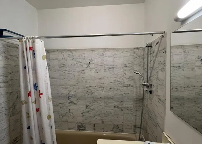 Beautiful In Juan Les Pins *